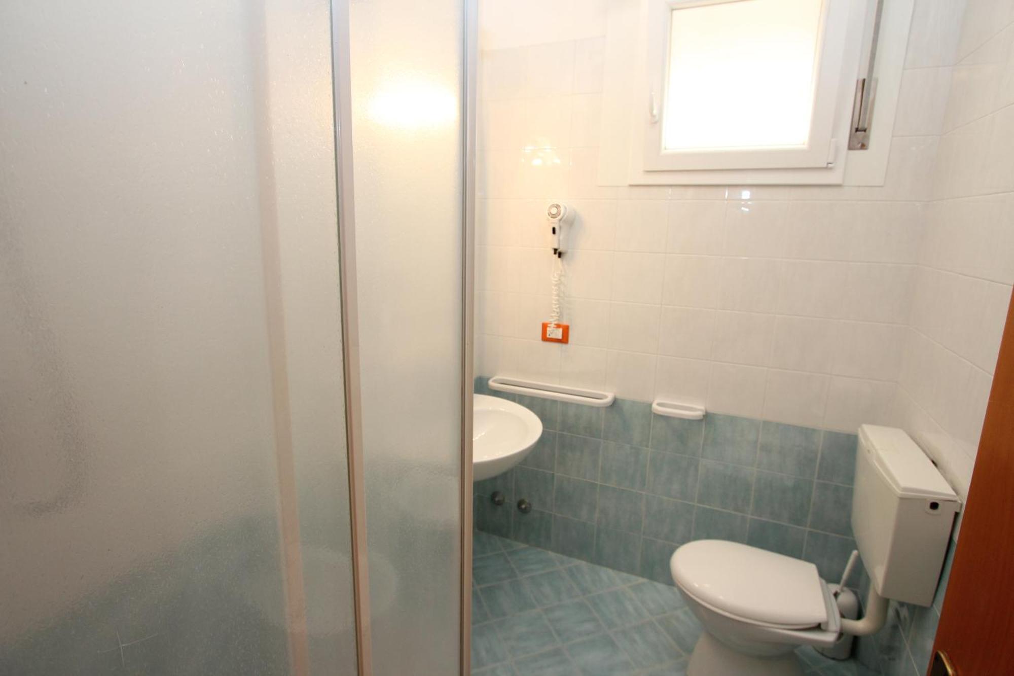 Clizia Apartment Бибионе Екстериор снимка